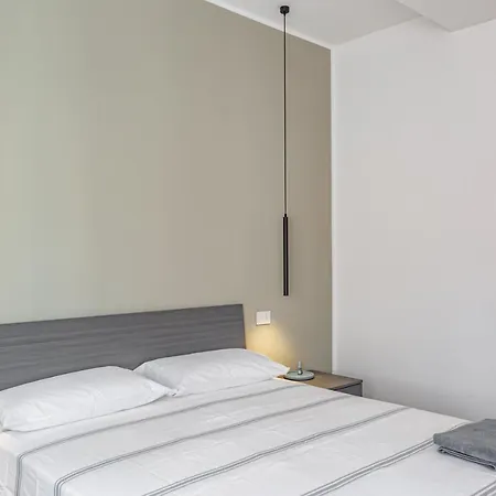 דירה With Balconies!